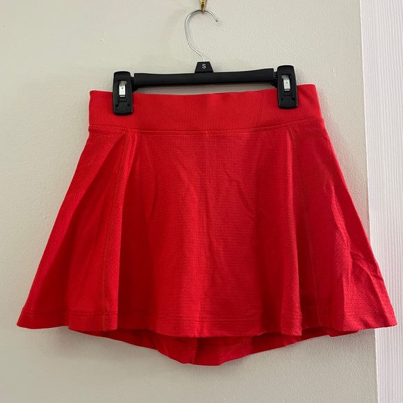 Lululemon Swiftly Tech High-Rise Skirt - Picture 6 of 11